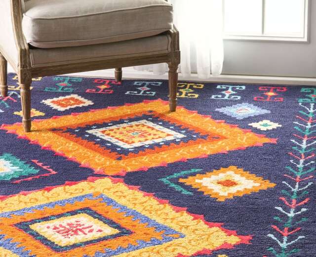 Best rug material for living room 