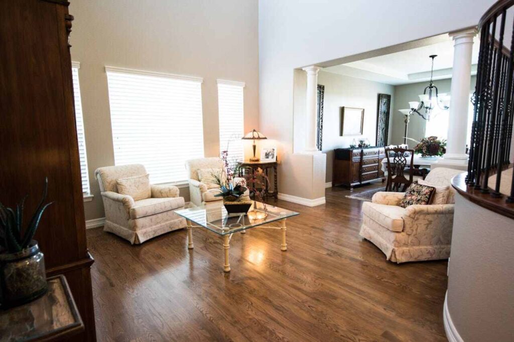 Discover the versatility of hardwood flooring in modern homes